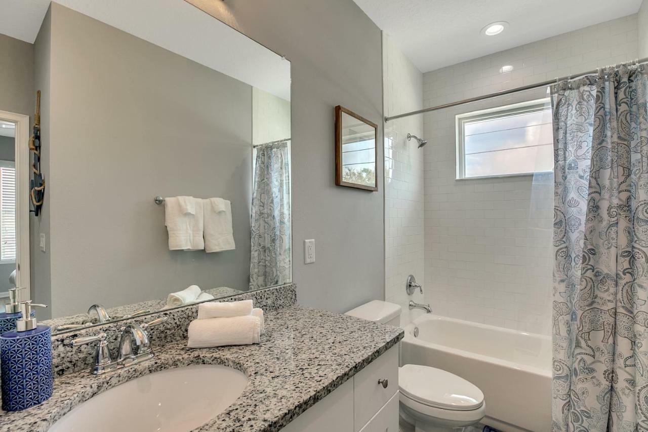 Appartamento New 3/2 Duplex Minutes From Heart Of Tampa -Unit B Esterno foto
