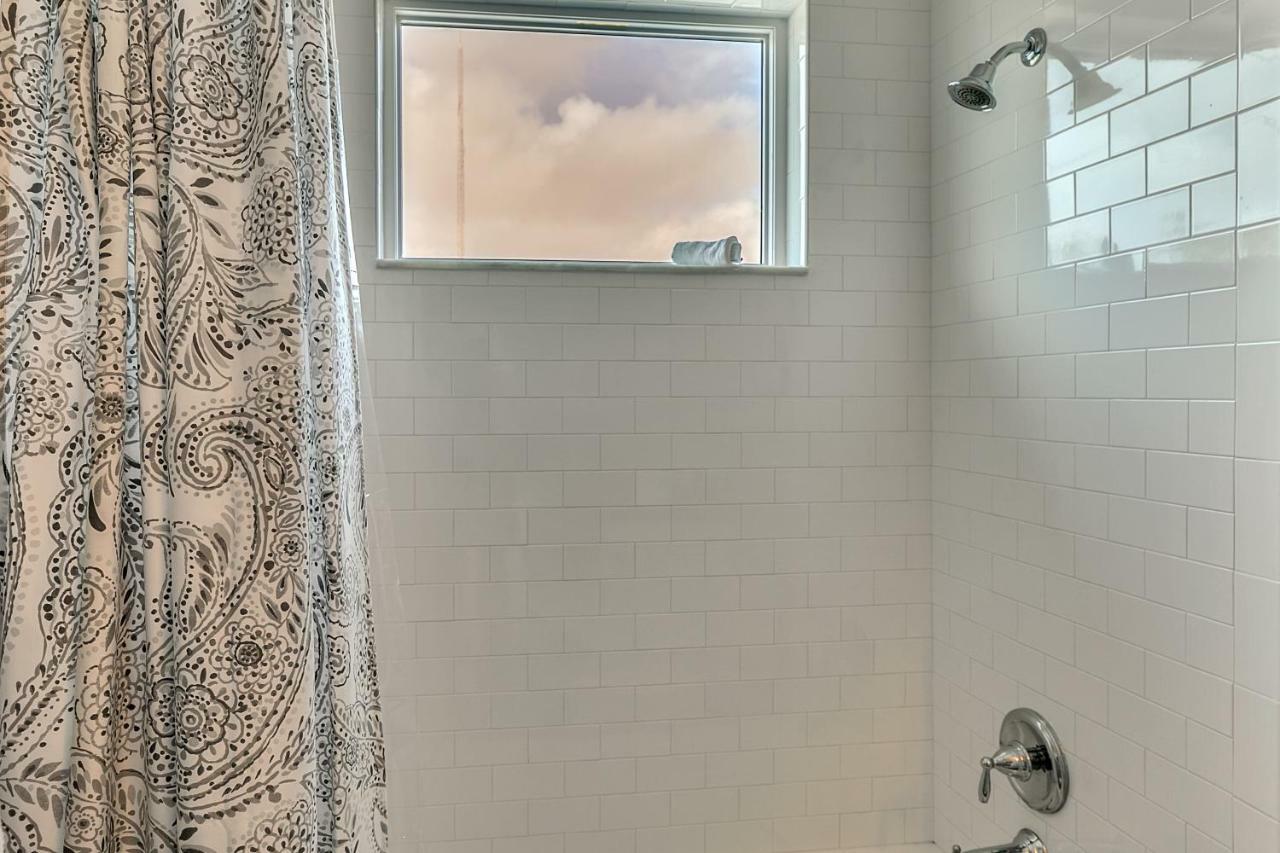 Appartamento New 3/2 Duplex Minutes From Heart Of Tampa -Unit B Esterno foto