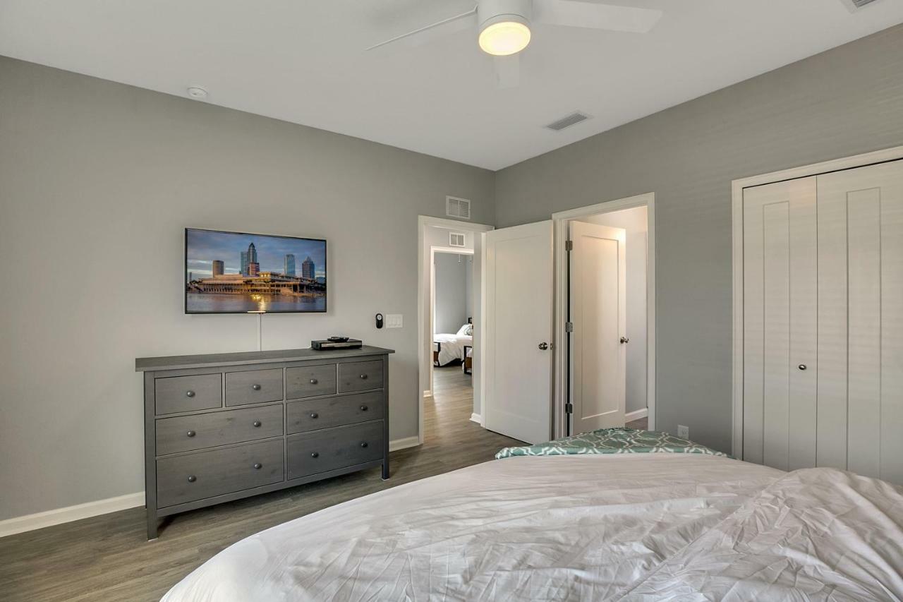 Appartamento New 3/2 Duplex Minutes From Heart Of Tampa -Unit B Esterno foto